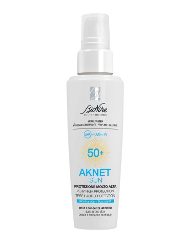 Protezione solare SPF 50+ per pelle acneica